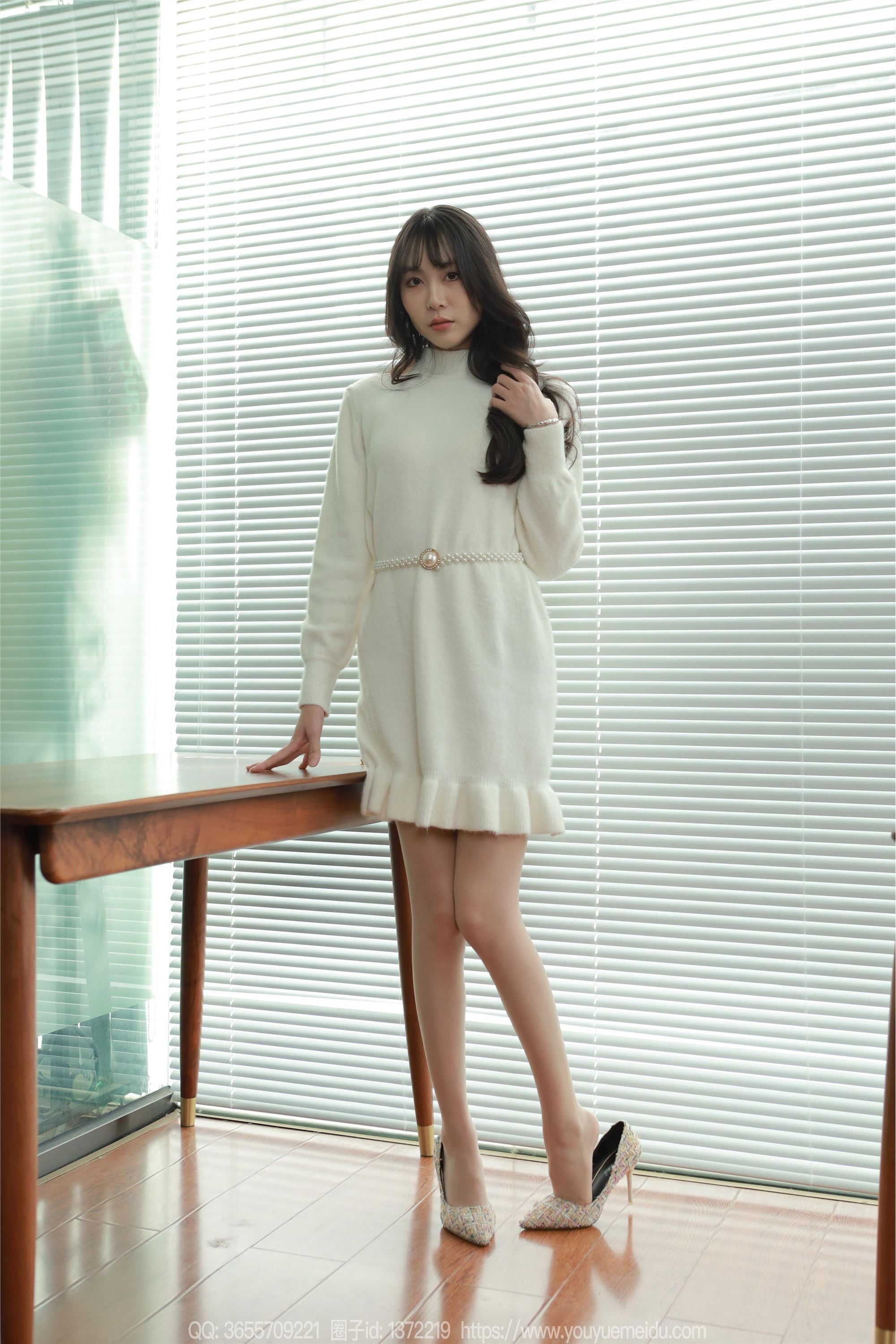 IESS异思趣向  2024.12.23 丝享家 1931 团团《白裙肉丝》